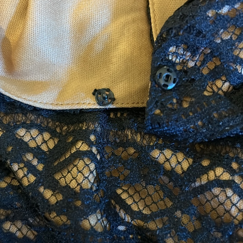 Aakaa 3/4 sleeve Lace Romper | SIZE S - Picture 4 of 4
